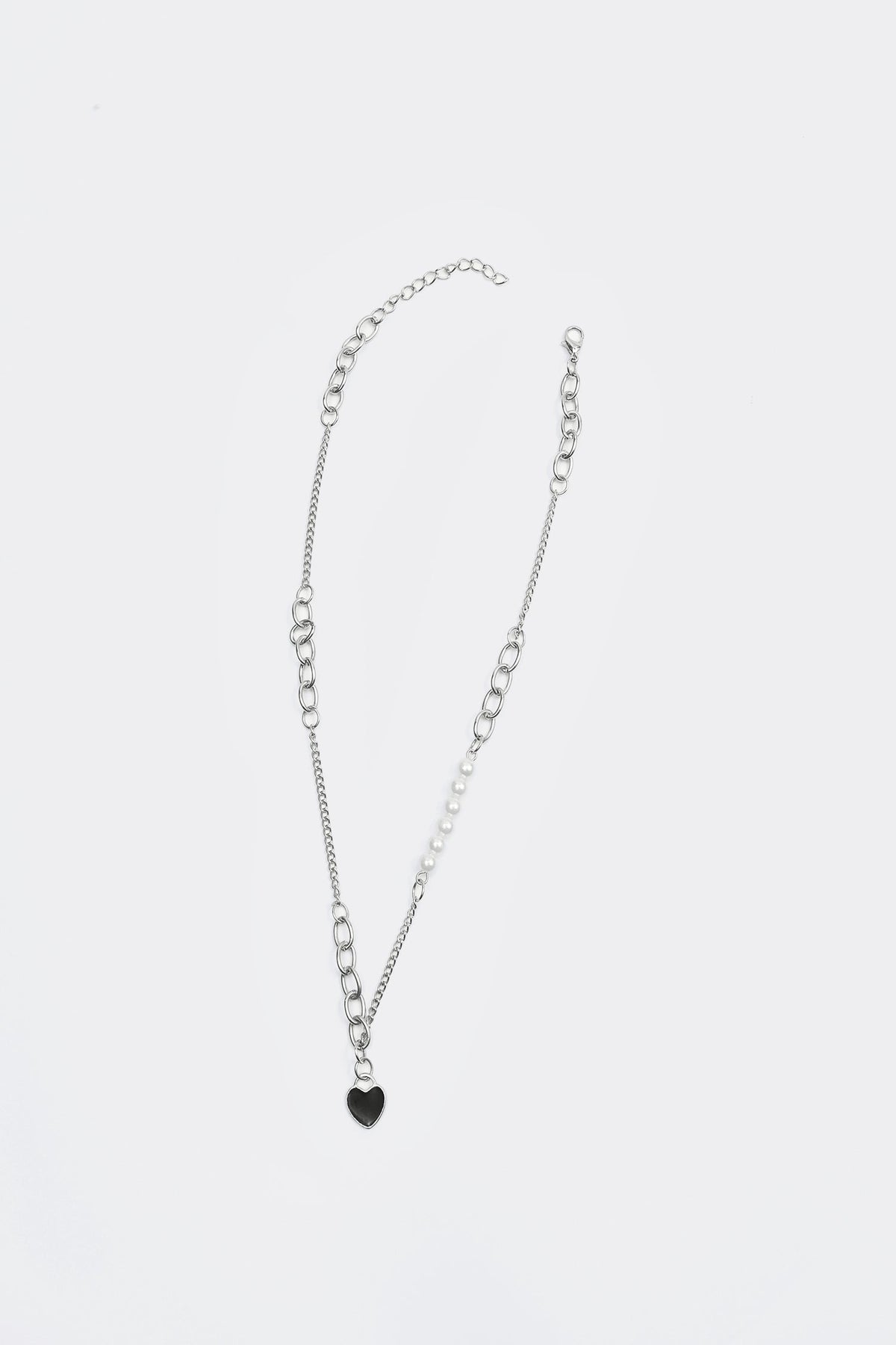 Faux Pearl Heart Pattern Necklace
