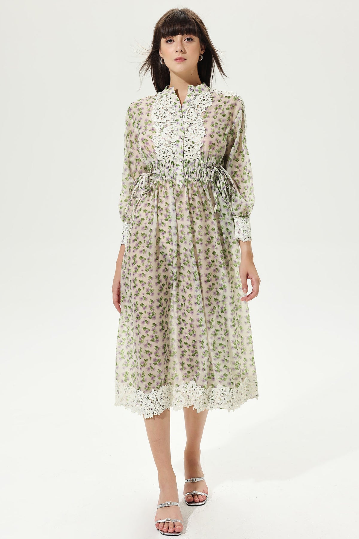 Floral Lantern Sleeve Crew Collar Midi Dress