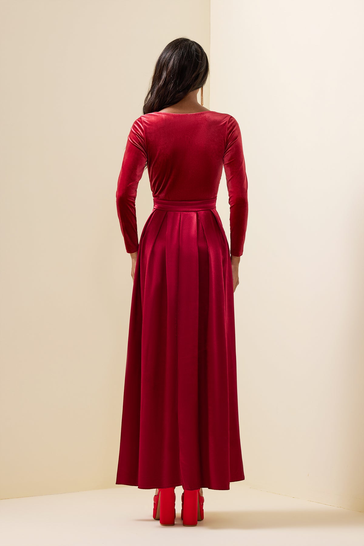 Solid Velvet Split Midi Dress