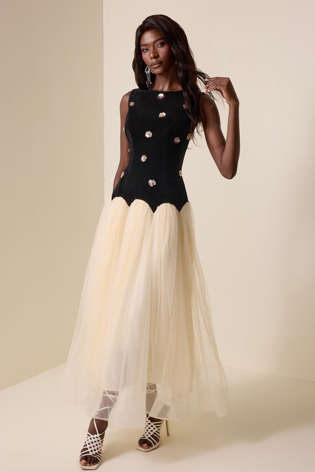 Metal Flower Boat Neck Sleeveless Midi Dress