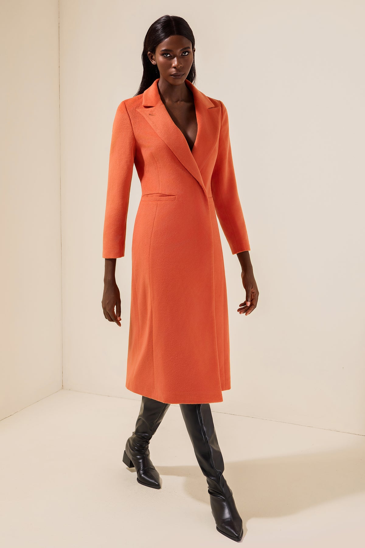 Solid Woolen Bottom Long Sleeve Coat