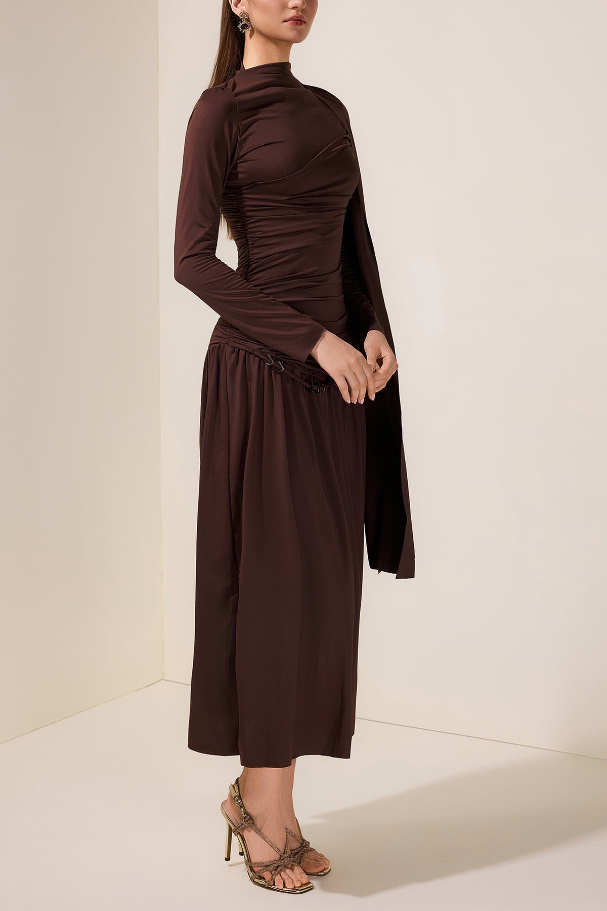 Jersey Gathering Cape Sleeve Midi Dress