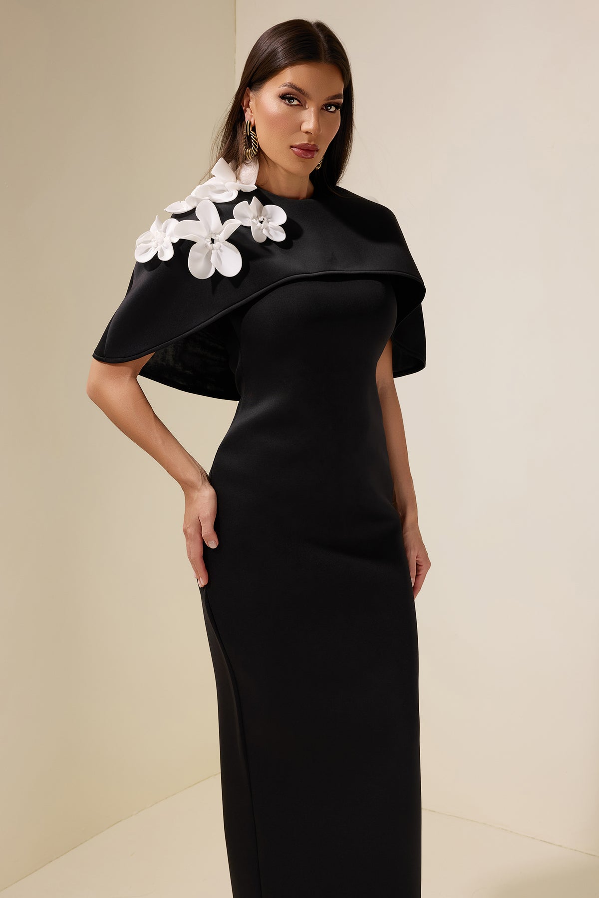 3D Flower Contrast Color Maxi Dress