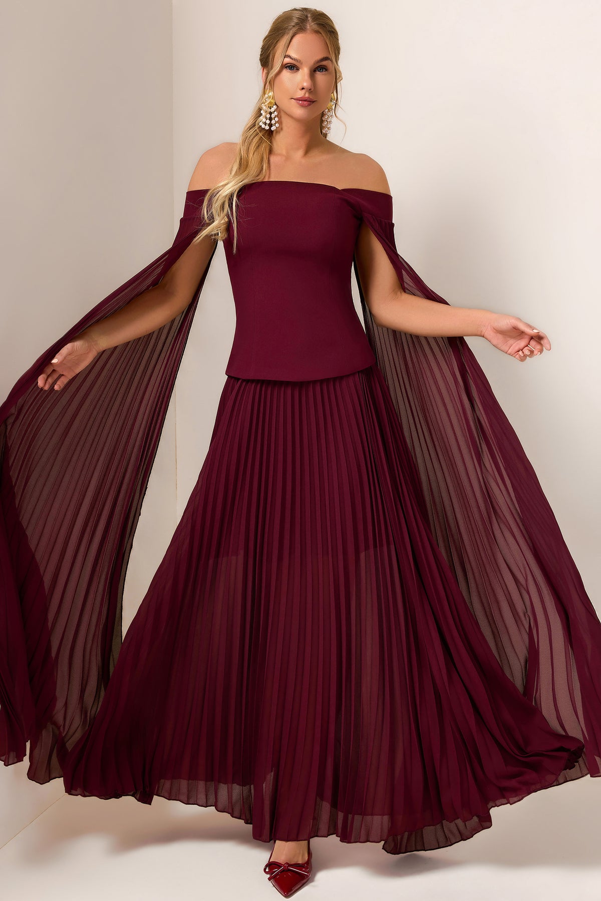 Solid Cape Sleeve Top & Pleat  Maxi Skirt Set