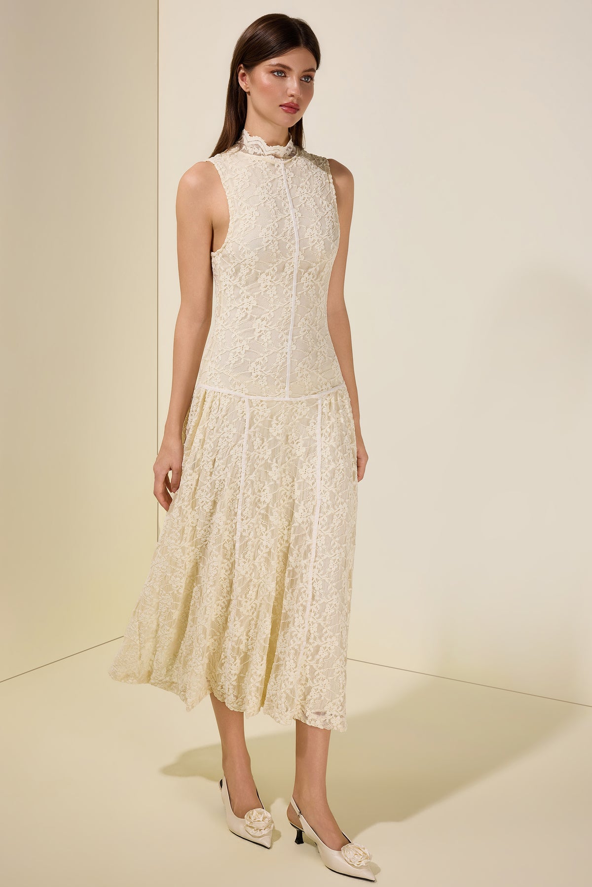 Lace Sleeveless Stand Collar Midi Dress