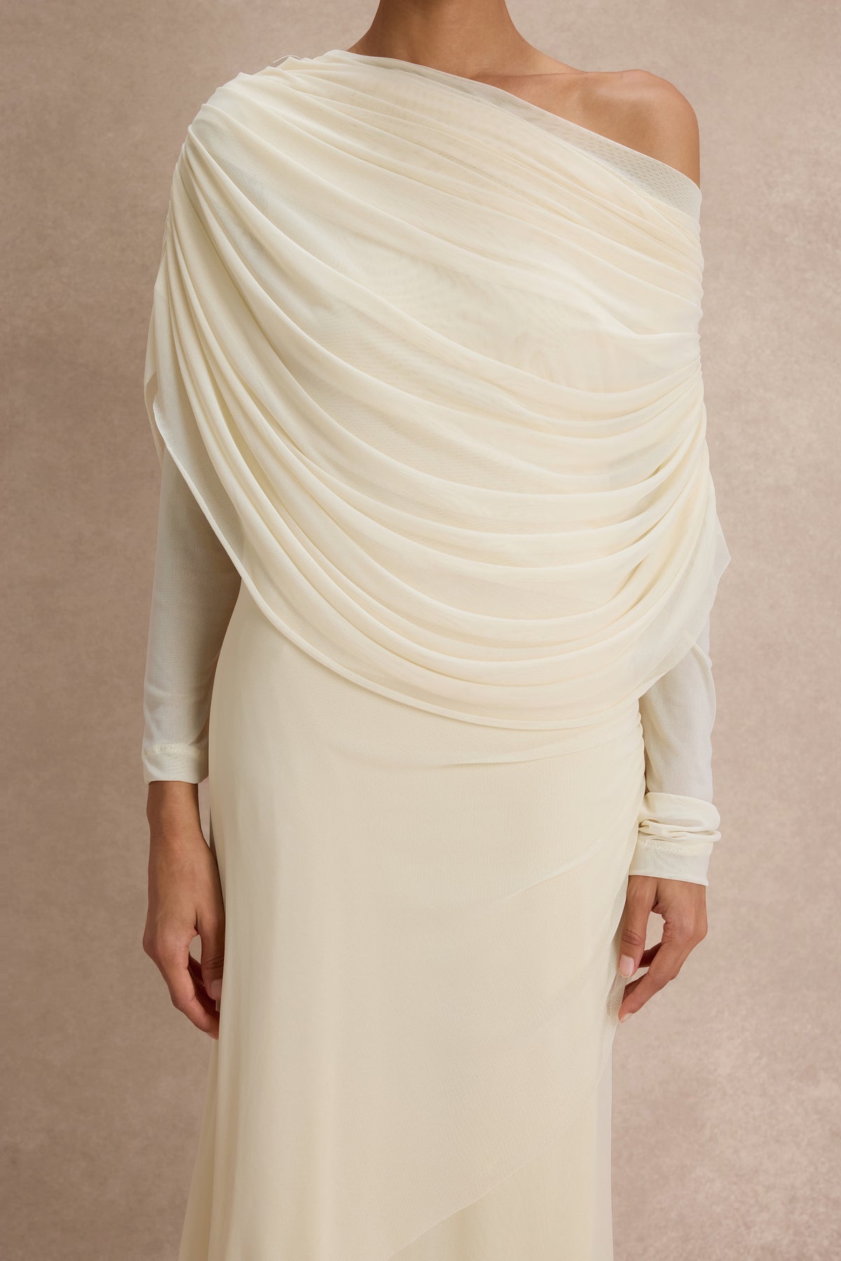 Solid Gathering One Shoulder Maxi Dress