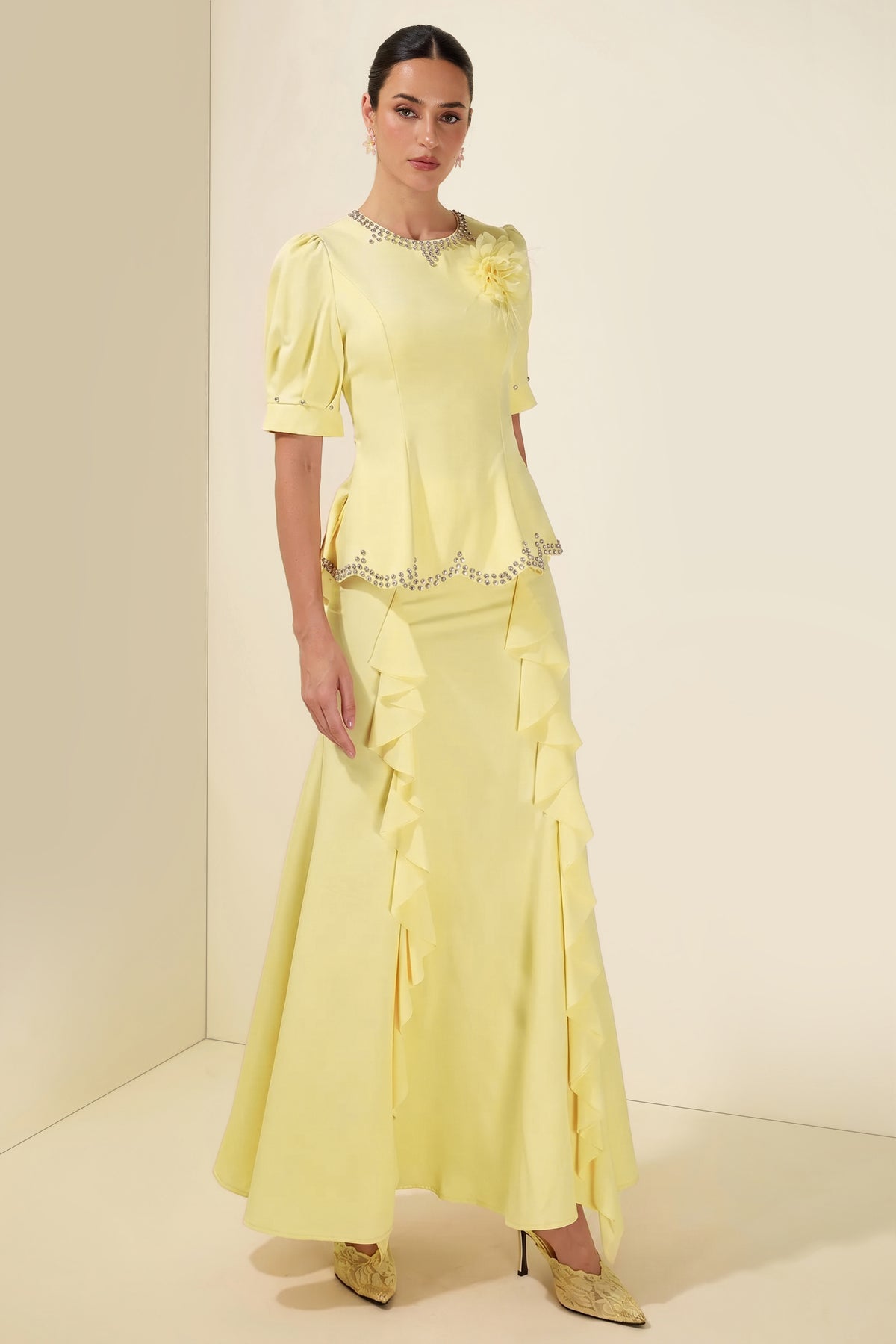 3D Flower Rhinestone Rivets Top & Frill Midi Skirt Set