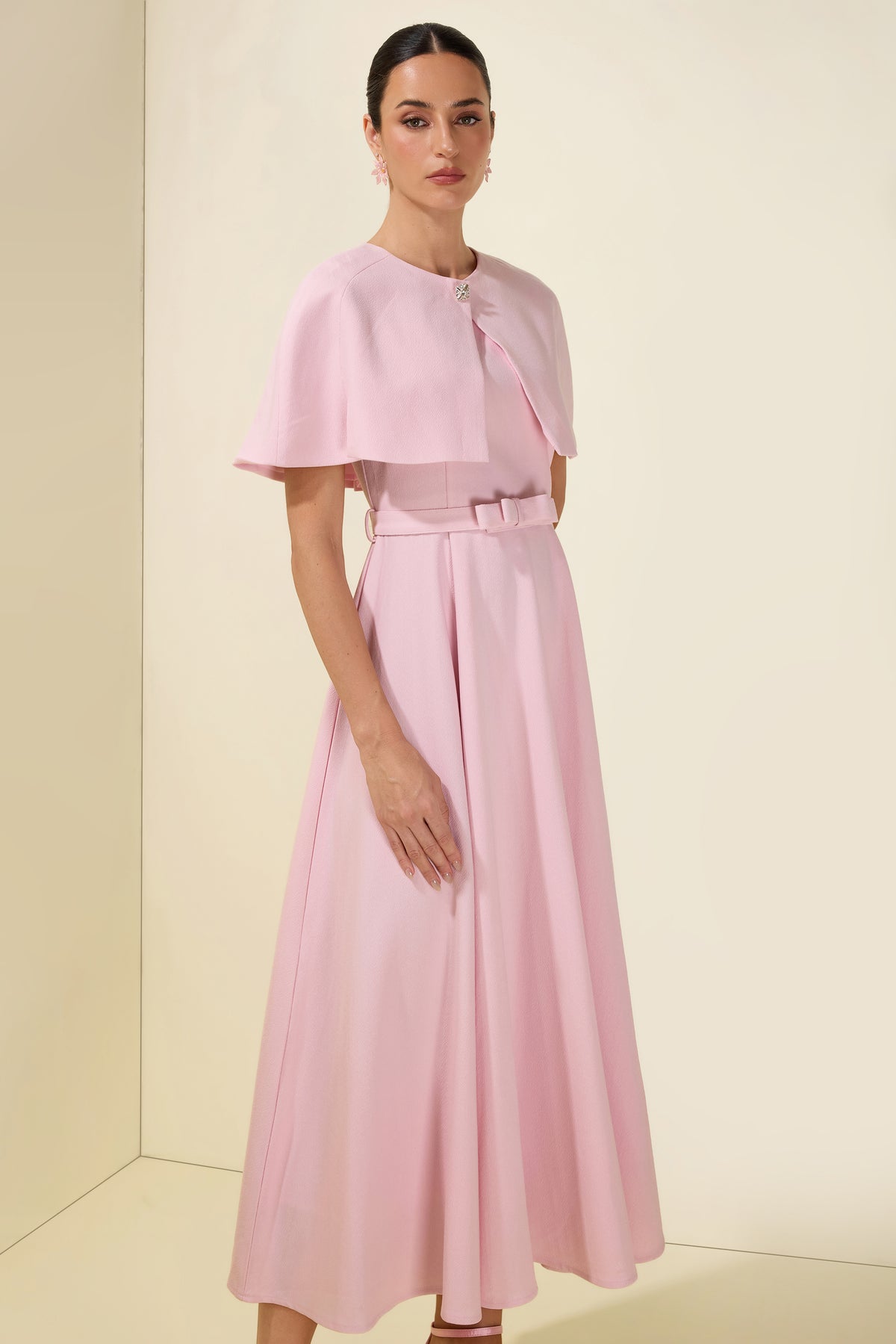 Cloak Sleeveless With Belt Capelet Midi Dress