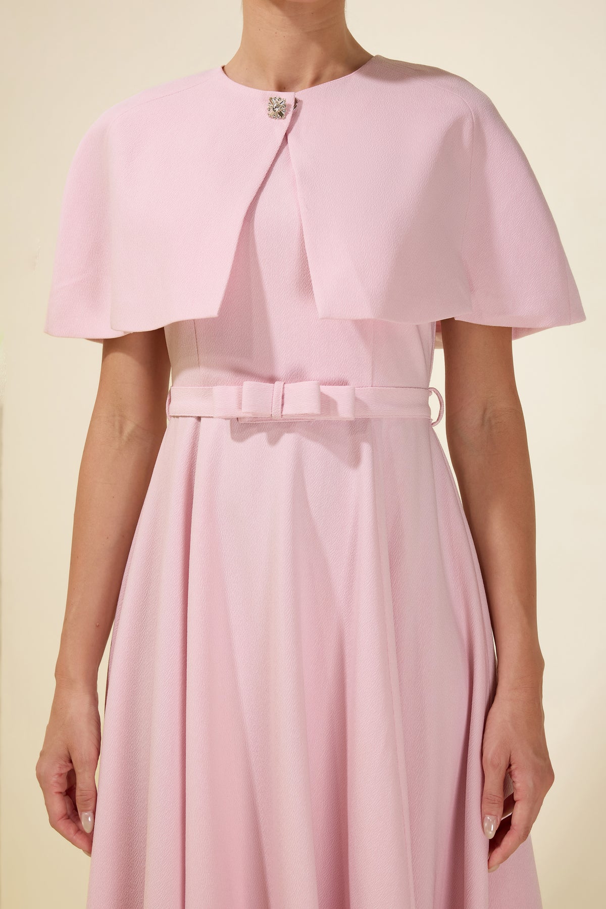 Cloak Sleeveless With Belt Capelet Midi Dress