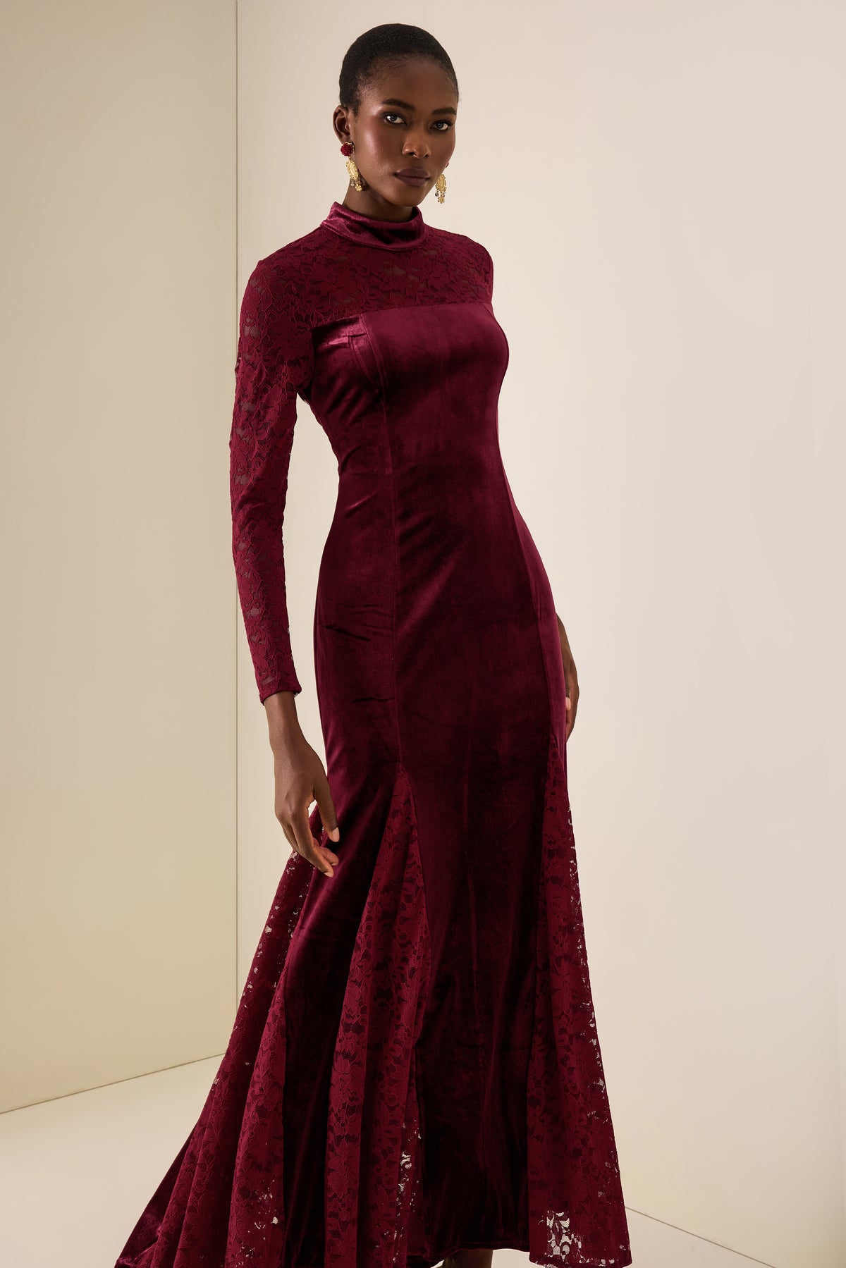 Lace Splicing Velvet Maxi Dress