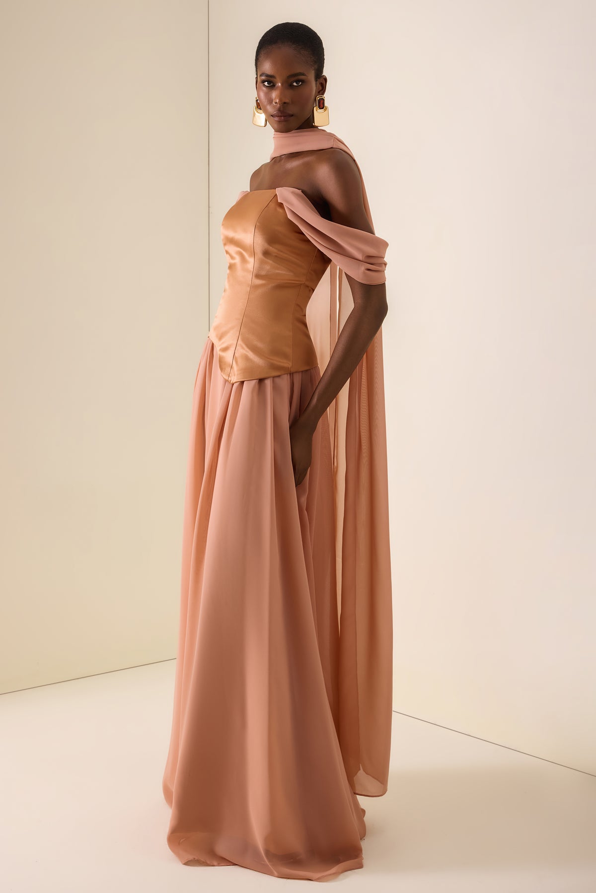 Ruched Off Shoulder Maxi Dress With Ribbon