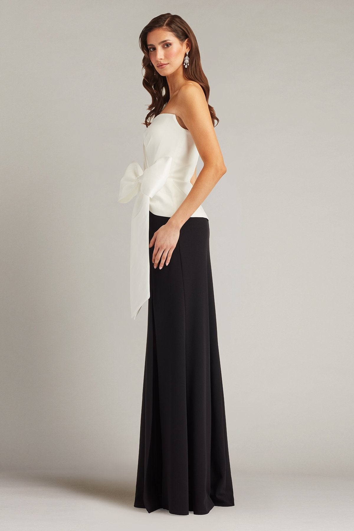 Contrast Color Bow Strapless Maxi Dress
