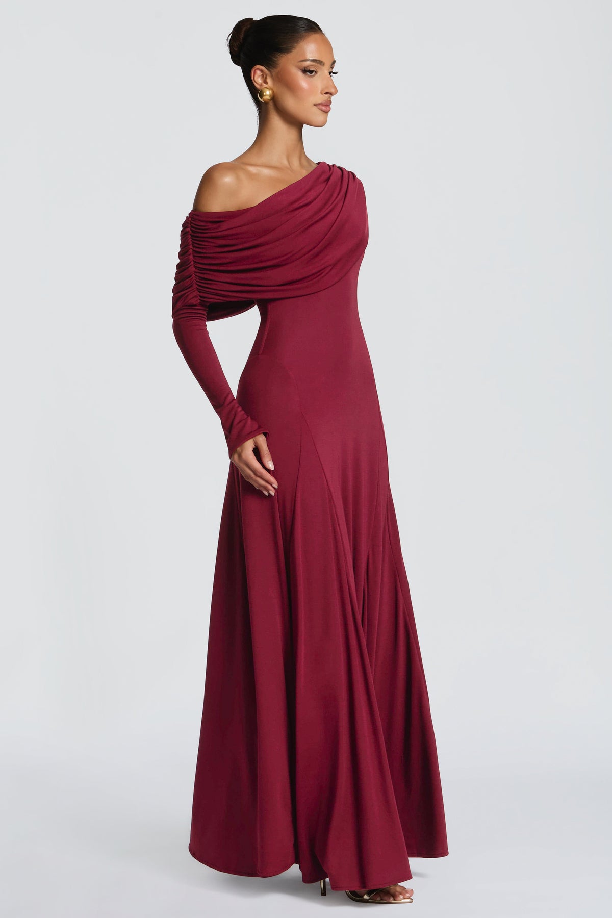 Solid Skew Collar Gathering Maxi Dress