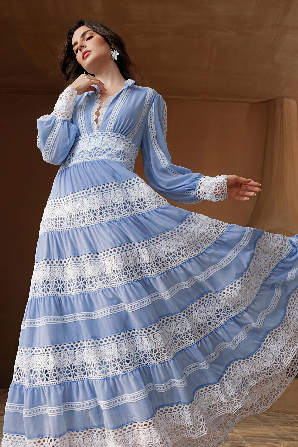 Lace Splicing Lantern Sleeve Midi Dress
