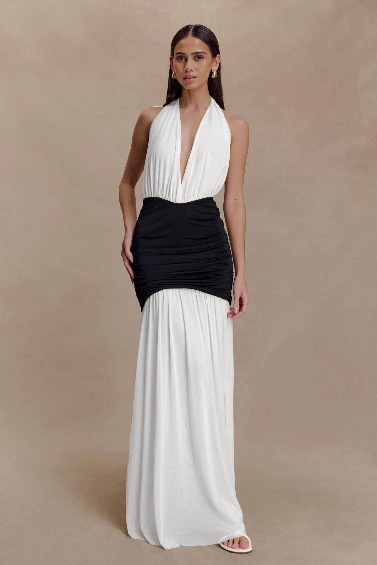 Contrast Color Gathering Halter Neck Maxi Dress