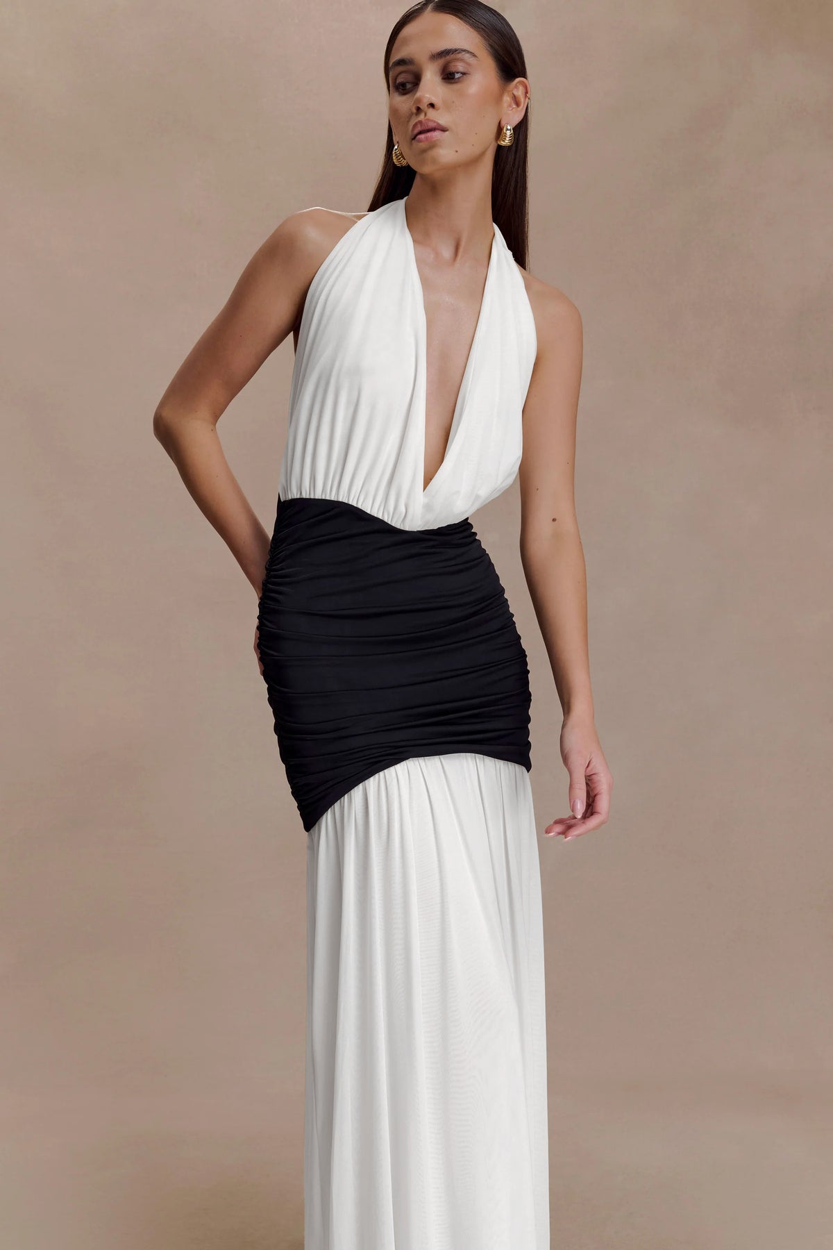 Contrast Color Gathering Halter Neck Maxi Dress
