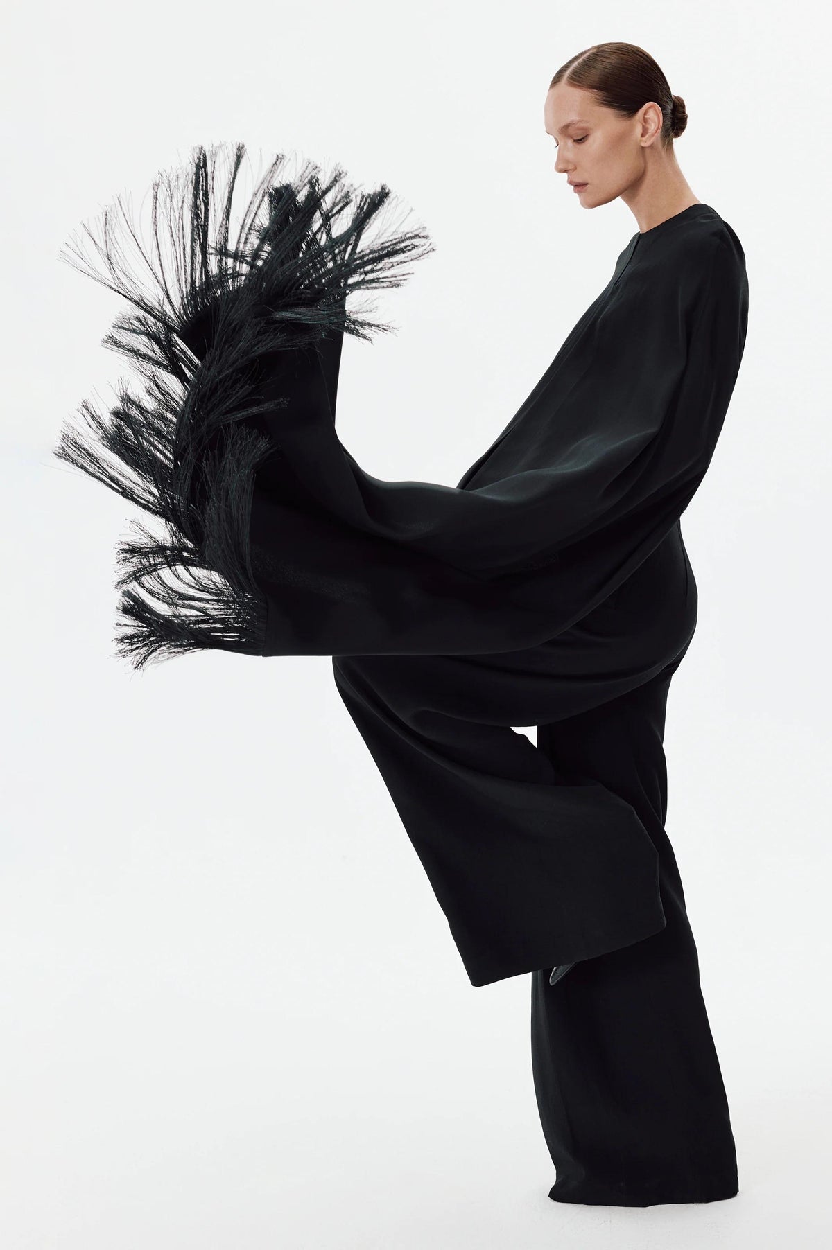  Solid Tassel Hem Long Cape