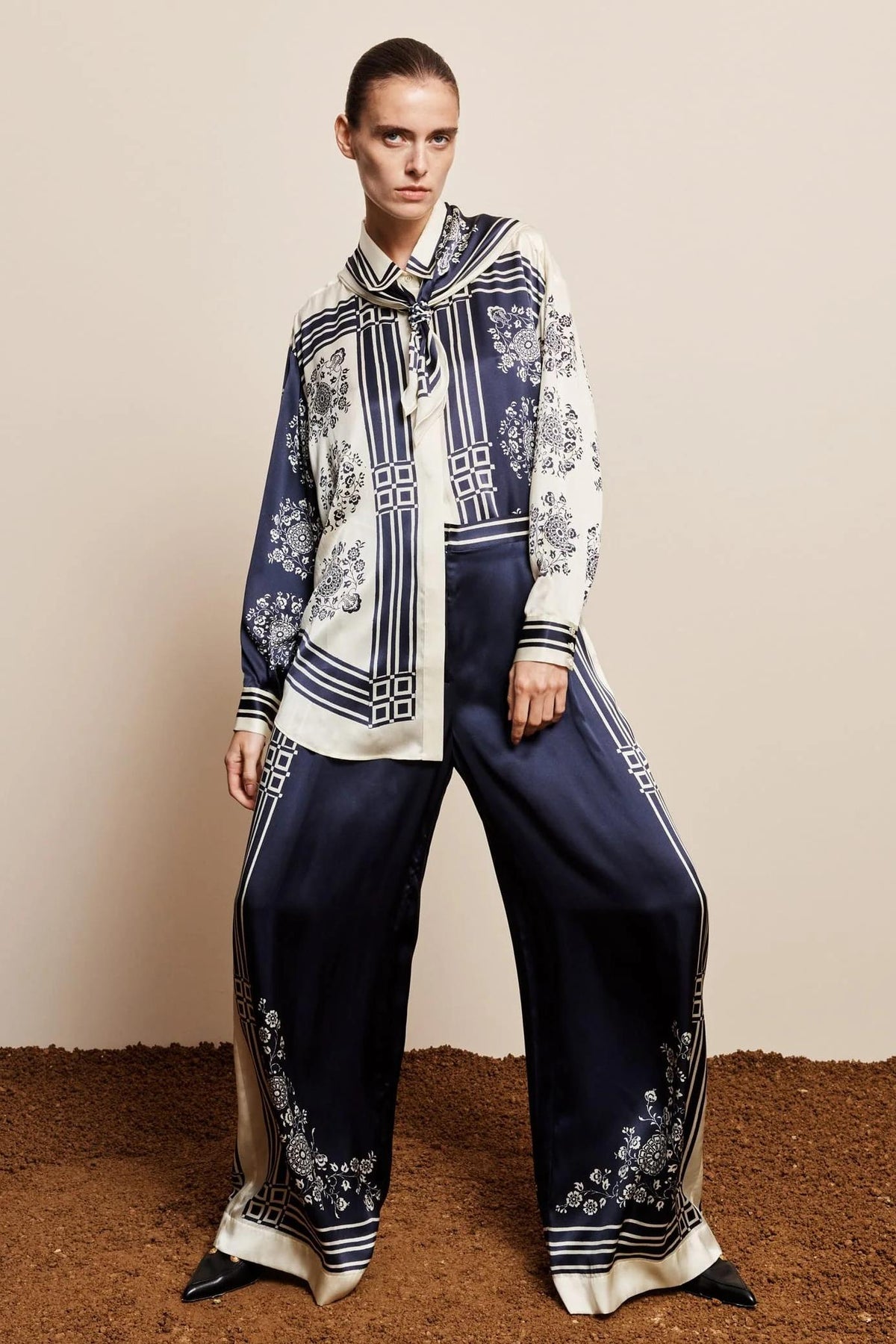 Paisley Print Blouse & High Waist Pants Set