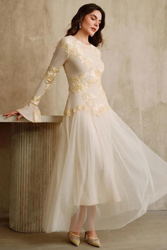 Embroidered Round Neck Midi Dress