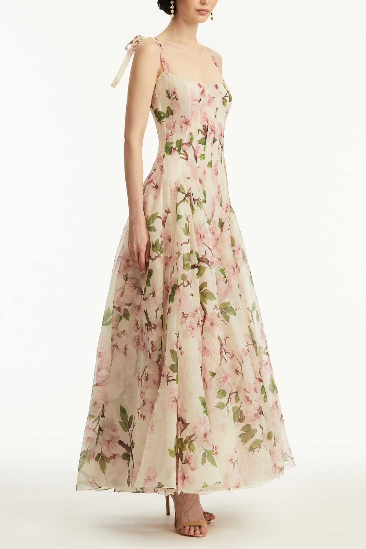 Floral Ruched Sweetheart Neck Maxi Dress
